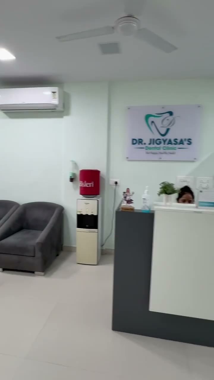 Reception desk